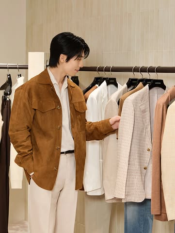 ウィハジュン、イタリア高級ブランドのモデルに変身...「自然な優雅さを完成」