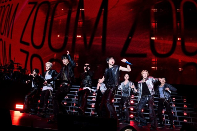 Treasure Osakajo Hall Sold Out New Wave Fan Concert Held After 5 Months