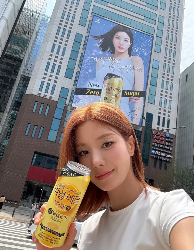 权恩妃,公开都市中的悠闲日常...