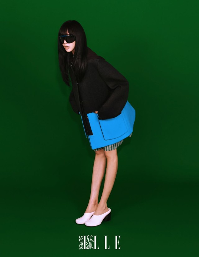 aespa Giselle, showcasing urban charm in new photoshoot... Sunglasses elevate her chicness