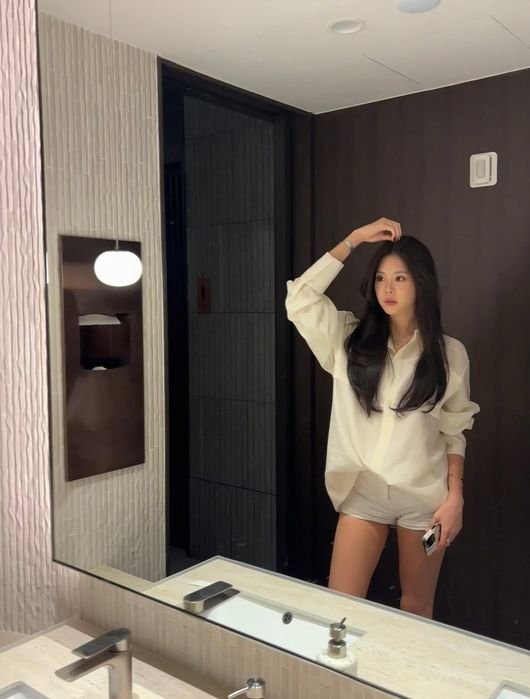 Woo Seo-yoon, daughter of Woo Ji-won, advances to Miss Korea finals... Sophisticated beauty draws attention
