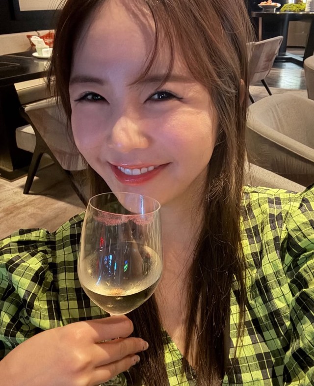 张英兰,公开与家人一起度过的夏季度假近况...