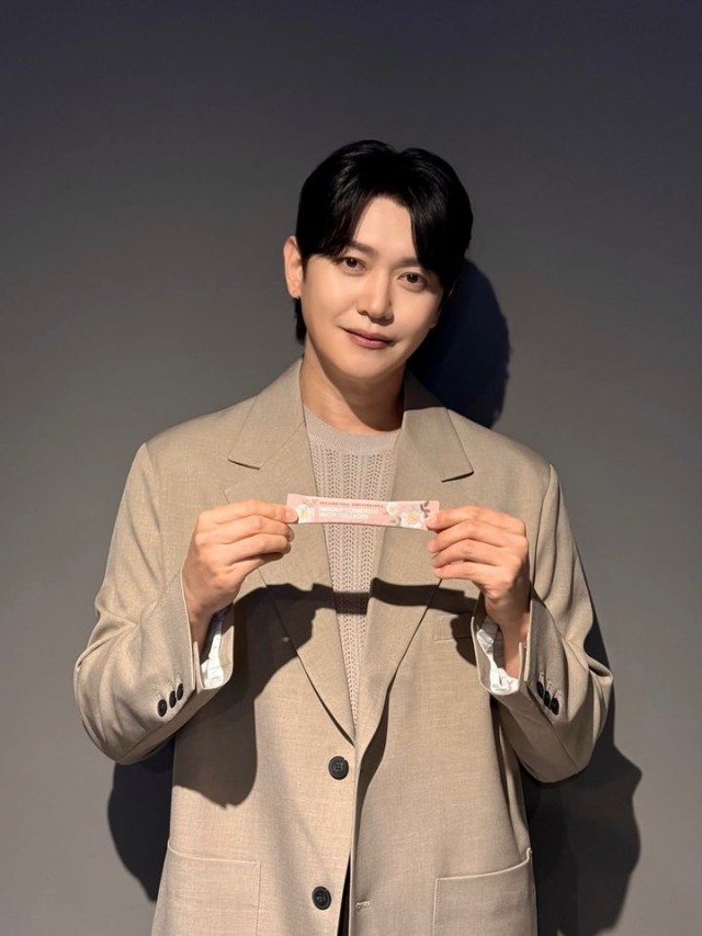 Noel's Kang Kyun-sung to marry Yoo Ha-jin on October 30...