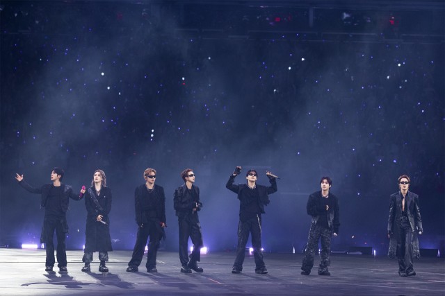 BTS, first solo concert in the US in 7 years...157,000 fans thrilled over 2 days