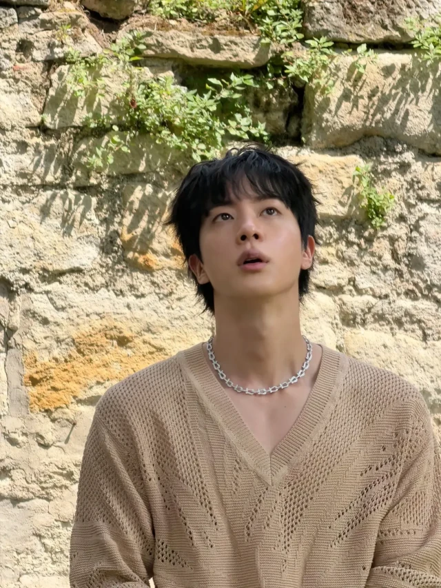 BTS JIN、ニュージャージーのツアー中にゆったりとした日常を公開...「落ち着いた魅力」