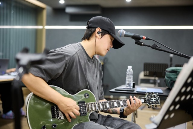 Isu to hold first summer concert 'DSOTM' at Blue Square on the 29th and 30th... New song 'Go, Go!' to be revealed for the first time