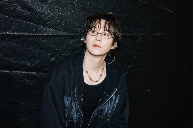 SUGA delivers a passionate performance in Dallas... intense connection with the audience