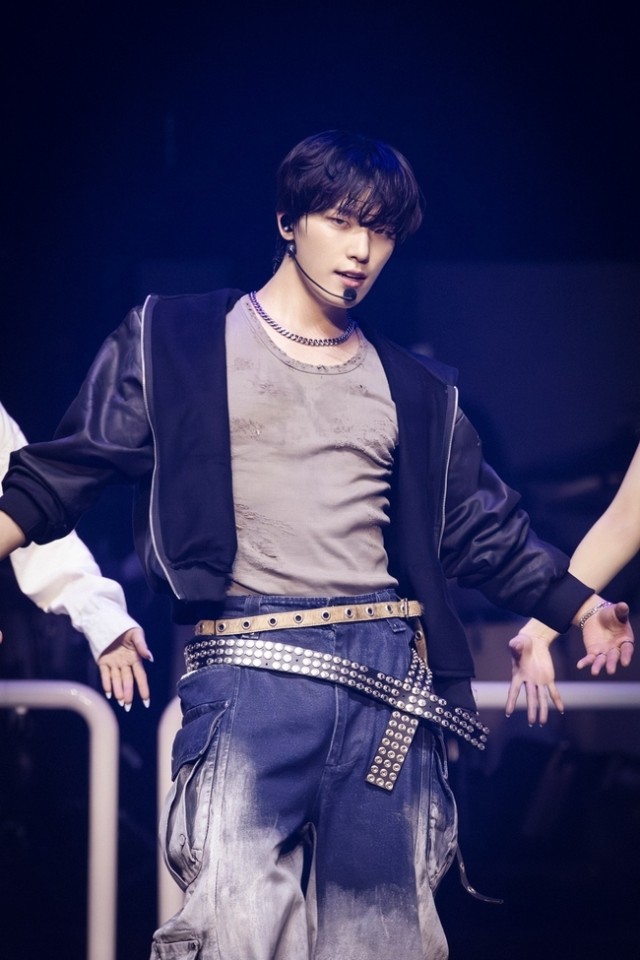 Dino's first solo concert, 15,000 fans thrilled... '吉BOARD SHOW' concludes successfully over three days