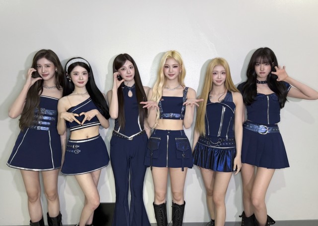 STAYC to Start 2026 Fancon Tour in Seoul...Successful Conclusion from 'Bubble' to 'MWUAH'