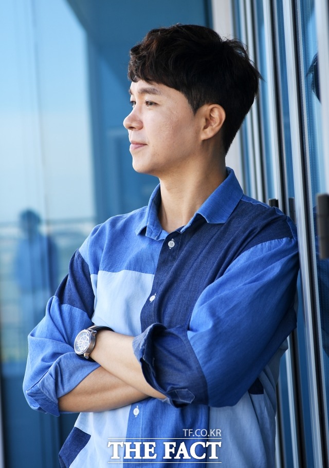 Park Soo-hong apologizes for KE415 flight to Guam delayed by 1 hour and 10 minutes; child crying leads to request to disembark