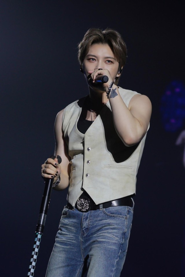 Kim Jaejoong successfully held a solo concert in Korea for the first time in 1 year and 3 months... Standing stage and first performance of the new song 'Tonight'