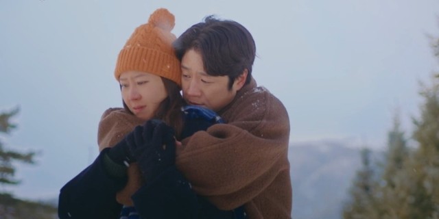 'Married Woman Killer' Final Episode, Gong Hyo-jin Shocked by Gunshot Wound...Achieves Highest Ever Viewership Rating of 10.7%