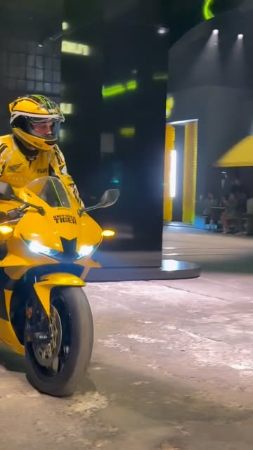 Momo races on a motorcycle wearing a racing suit... unique photo shoot revealed