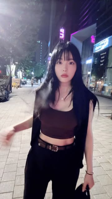 Hong Jin Young、秋の暑さの中でハイボール一杯...「気分を楽しんでいるところ」