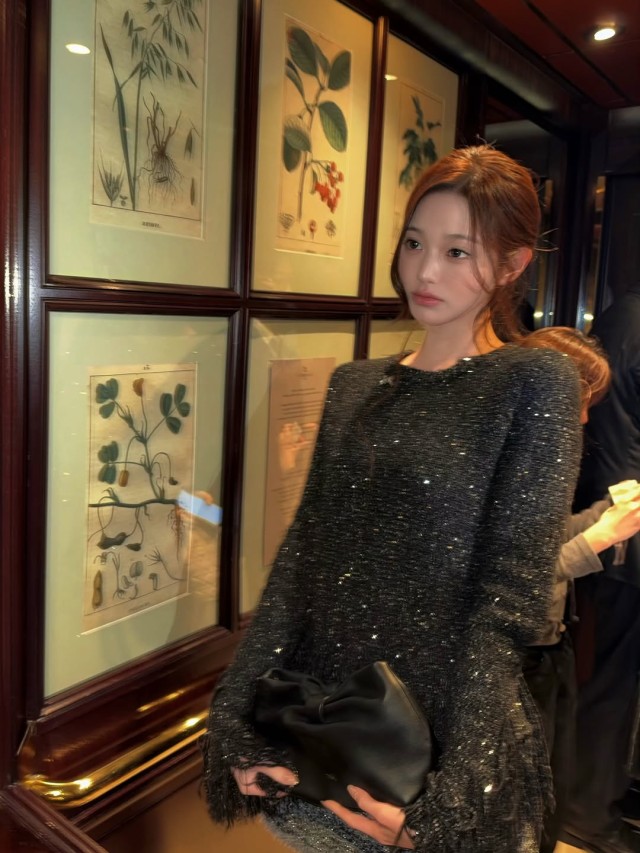 Jang Wonyoung Explodes with Maturity in Dior Summer Collection Photoshoot