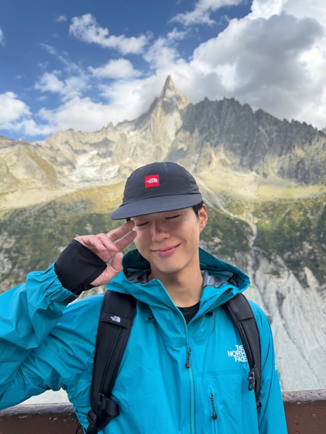 박보검 베를린 마라톤 완주 후 여유로운 일상 공개