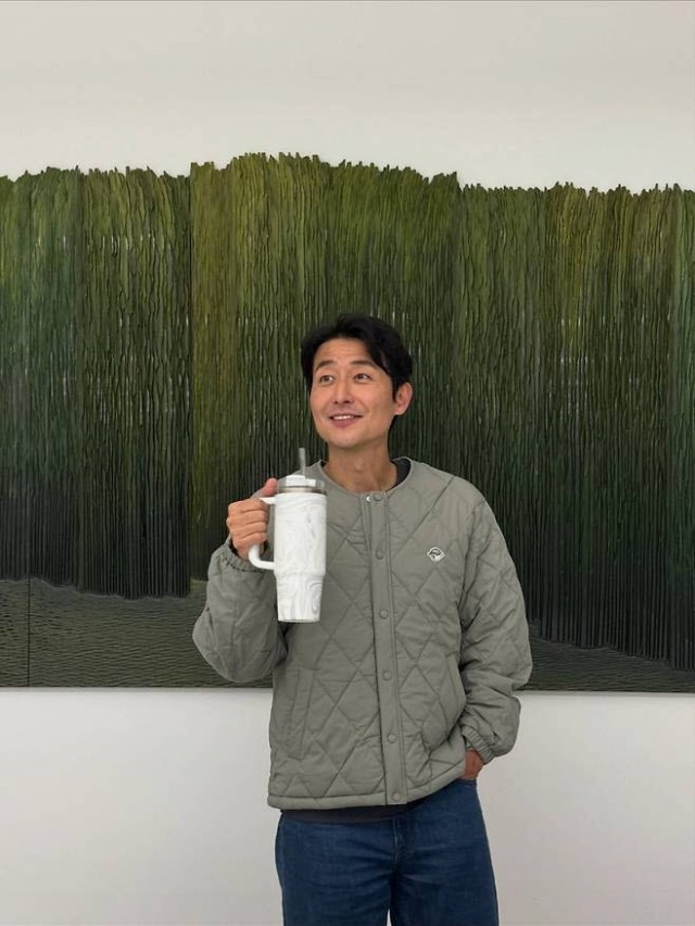 キム・インソク、2年前に離婚を告白...アンジェラ・パクと別々の道へ「良い親として共に歩む」