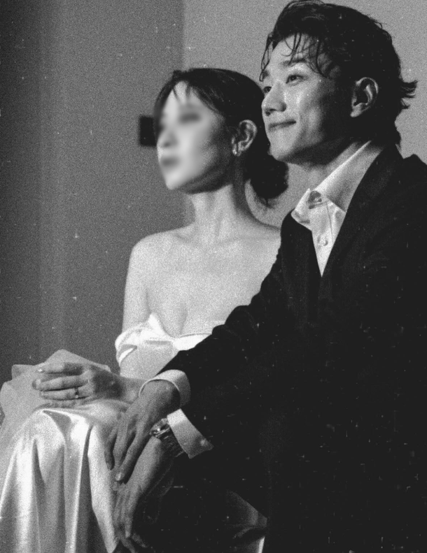 キム・ジュンシク、SNSで結婚発表「婚約者に感謝...小規模な式を準備中」