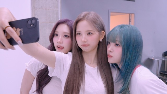 tripleS to release 'LOVE&POP' pt.2 on October 16... kicking off world tour ANDLESS