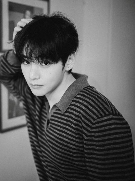 Jungkook reveals photos of V he took himself... 