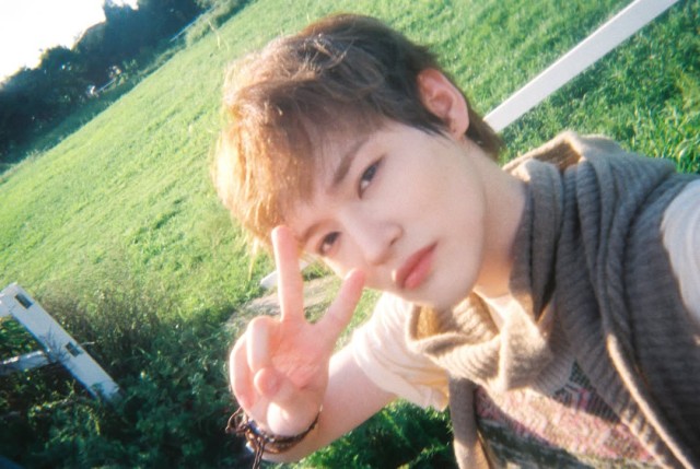NCTドリーム、ビーチを背景にした写真を公開...10周年を前にファンと交流