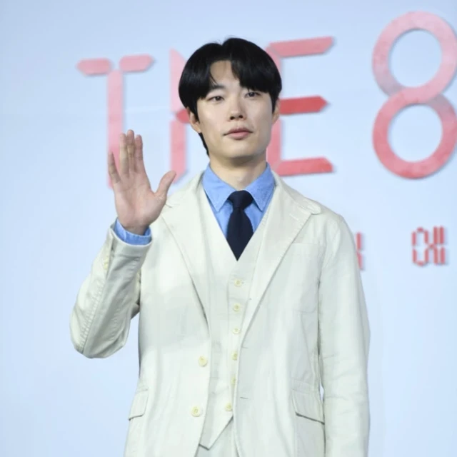 [공식] 류준열, 결국 GD・송강호와 한솥밥…갤럭시코퍼레이션과 전속계약